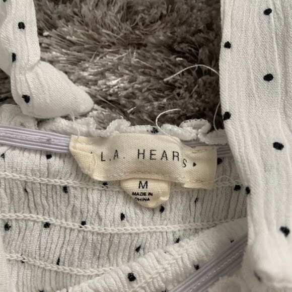 🚨3 for $25 - LA Hearts Smocked Shoulder Tie Top - Picture 4 of 4